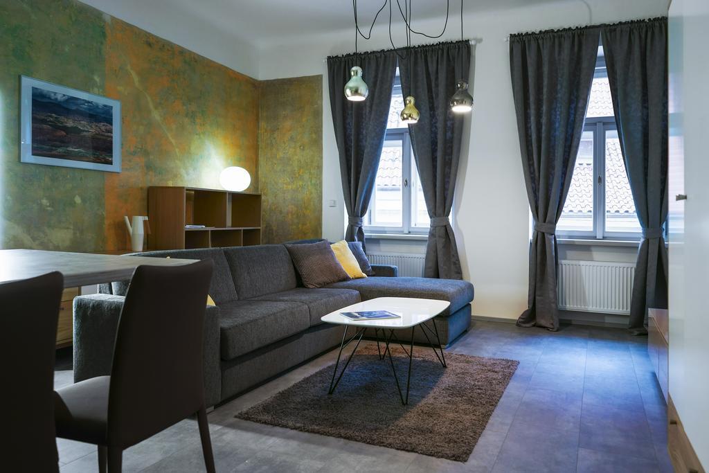 Apartments At The Blue Duckling Praha Eksteriør bilde